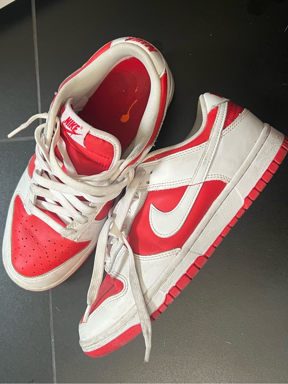 Nike Low-Top Sneakers in Red and White